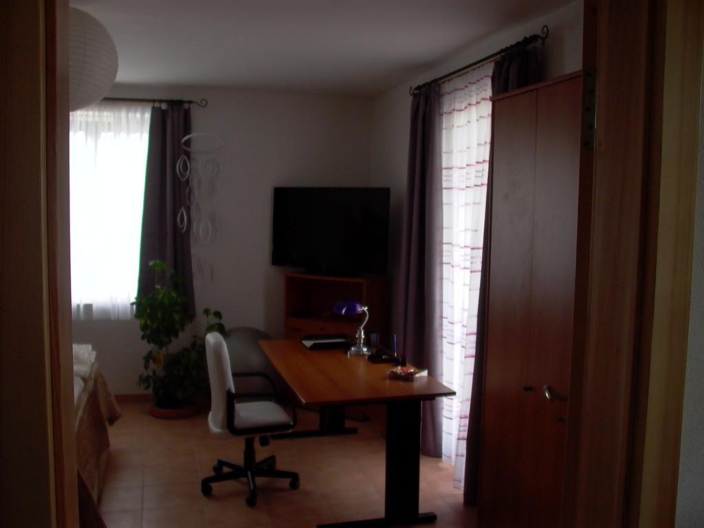 Gaestezimmer Ferienwohnung Villa Alexa, Mit Wallbox Woltersdorf  Kültér fotó