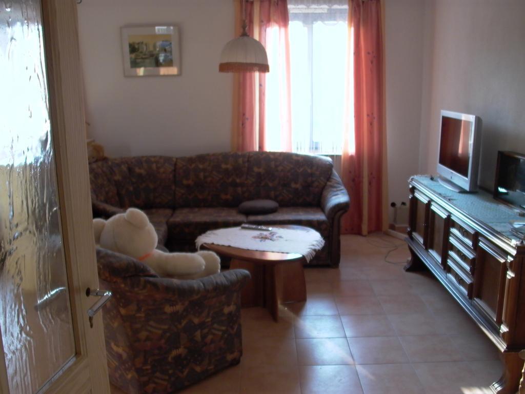 Gaestezimmer Ferienwohnung Villa Alexa, Mit Wallbox Woltersdorf  Szoba fotó